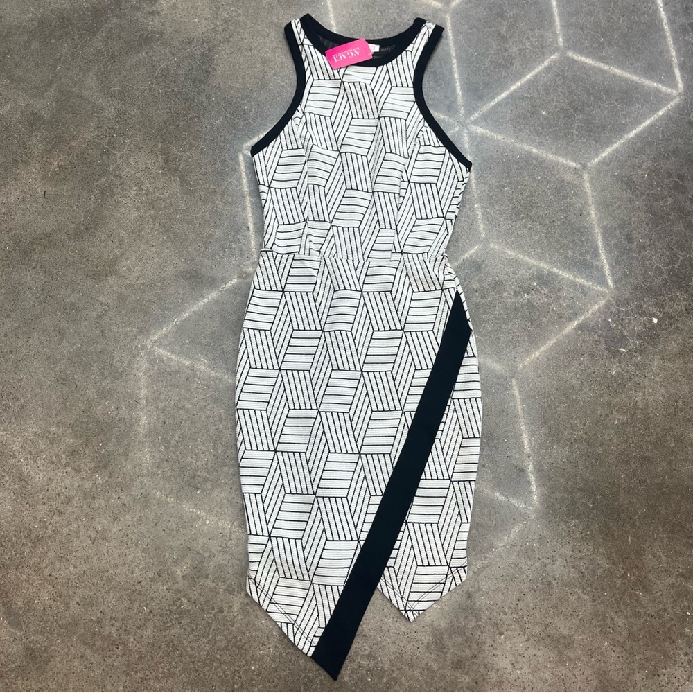 NWT A’GACI Dress Black White Bodycon Sexy Womens Small Asymmetrical Mini Stretch